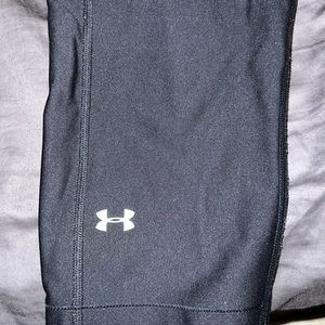 Under Armour capris workout pants